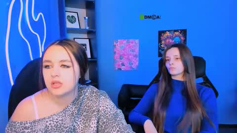 lola_shyy online show from February 26, 11:42 am