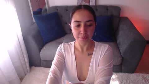 Snapshot of lolaandcamille chatting on March 10, 1:10 pm lolaandcamille online show from March 10, 1:10 pm