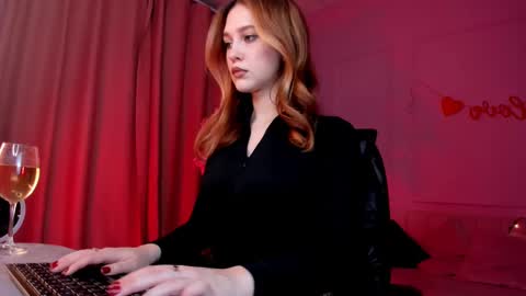 Snapshot of lolalemona chatting on February 20, 1:19 pm lolalemona online show from February 20, 1:19 pm