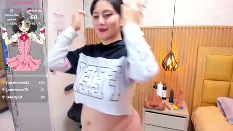 LOLA online show from February 6, 7:01 am