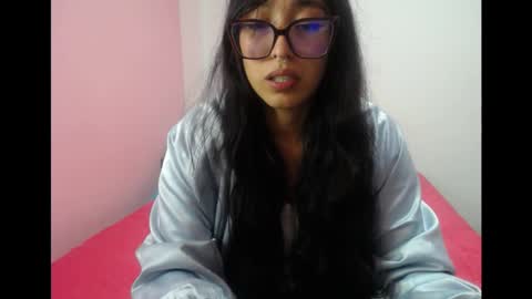 Lolita  online show from May 21, 5:05 am