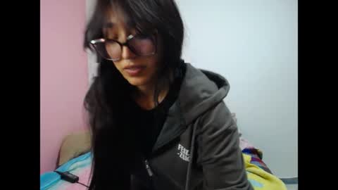 Lolita  online show from May 13, 4:29 am