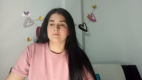 estehfania online show from July 31, 11:17 pm