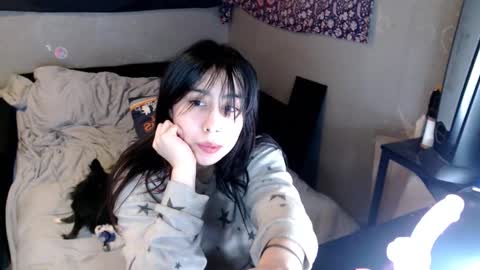 londonray online show from December 14, 3:01 am