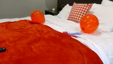 Cutenurse91 online show from December 13, 11:21 pm