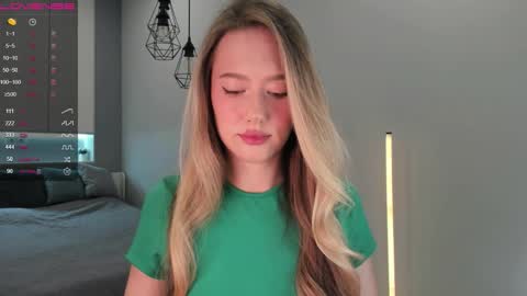 Eva online show from December 5, 3:35 pm