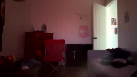 longstorywhore online show from April 8, 7:38 pm