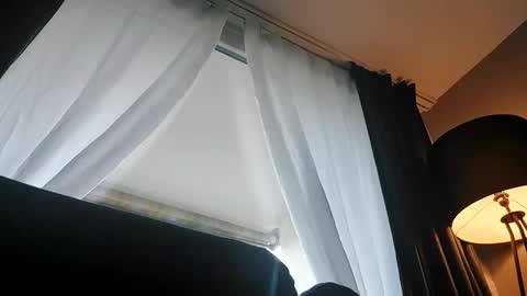 loolaunshaved online show from May 5, 4:32 pm