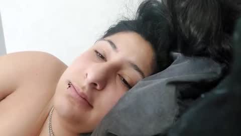 loolaunshaved online show from May 27, 8:11 am