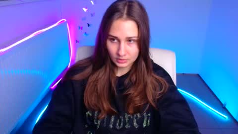 Lora online show from October 24, 5:36 am