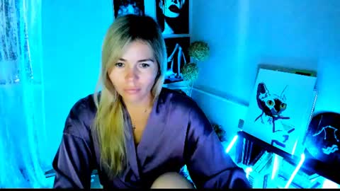 Lora online show from July 9, 2:36 am