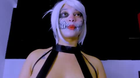 Lore Depp online show from July 4, 7:48 am
