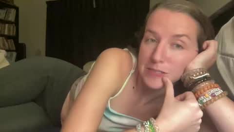 lothlori online show from November 18, 2:34 am