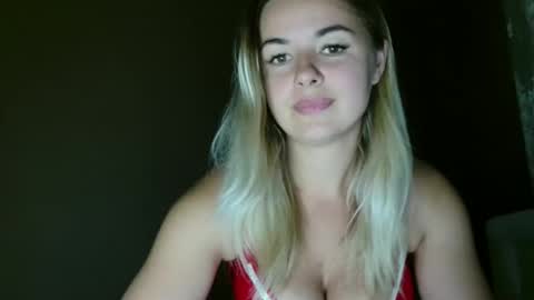 Snapshot of love_dom_meg chatting on October 18, 2:31 pm Megane online show from October 18, 2:31 pm