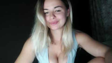 Megane online show from November 2, 1:47 pm