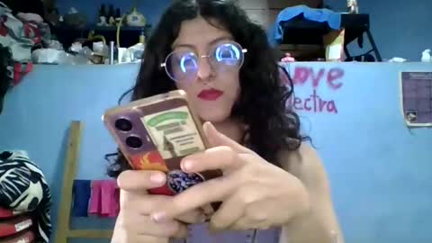 love_electra online show from October 21, 5:50 pm