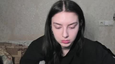 LINA online show from May 2, 7:28 pm