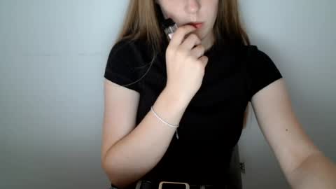 Vivian online show from July 13, 1:12 pm