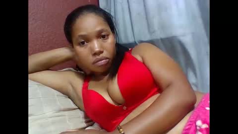 loveinlife750427 online show from March 17, 9:24 am