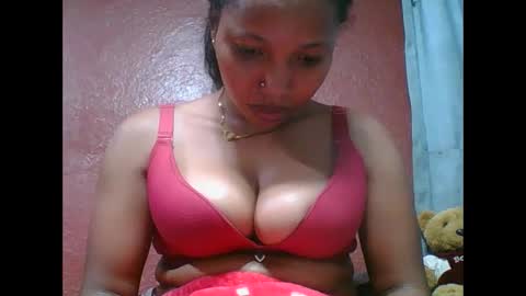 loveinlife750427 online show from October 17, 10:51 am