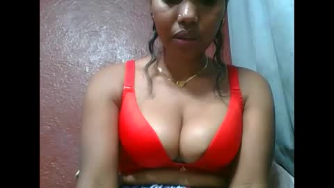 loveinlife750427 online show from September 25, 3:11 pm