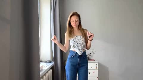 Ella online show from November 4, 7:02 am