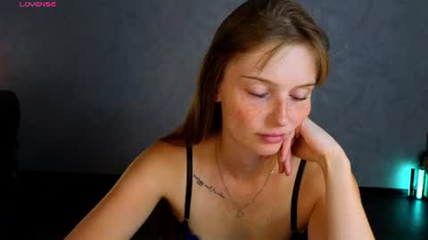 Molly online show from August 1, 4:42 pm