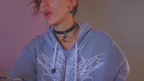 Tami online show from October 31, 4:11 pm