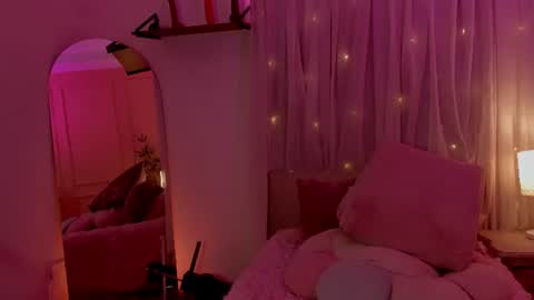 Emma online show from June 26, 1:23 pm