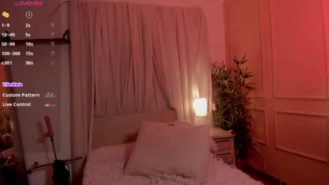 Emma online show from July 28, 1:21 pm