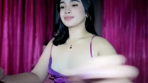 LOVE online show from March 8, 3:05 pm