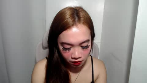 lovely_lianne online show from July 28, 2:13 pm