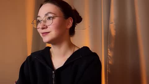 Solfiro online show from November 18, 7:15 pm