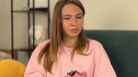 Kate only online show from July 15, 3:39 pm