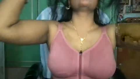 lovelyrose36 online show from June 20, 3:32 am