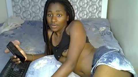 lovelytin online show from September 16, 1:24 am