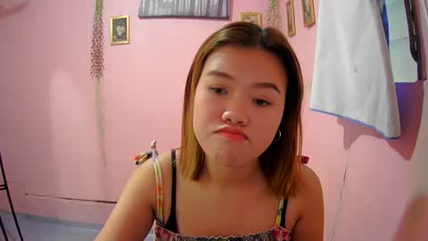 lovemae352295 online show from September 10, 7:41 am