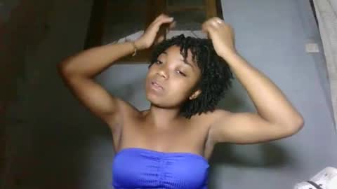 lovemarie08 online show from April 5, 3:00 pm