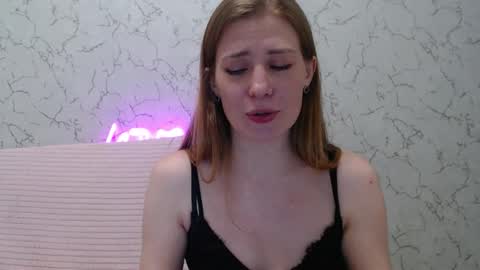 Mary Love online show from November 25, 3:58 pm