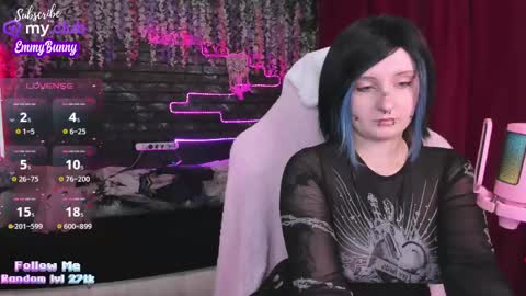 Snapshot of lover_emmy chatting on February 24, 3:20 pm Emmy online show from February 24, 3:20 pm