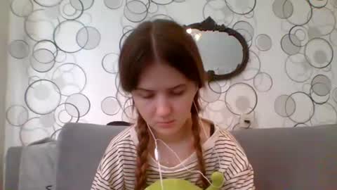 Katie online show from July 28, 11:17 am