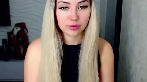 Rosie  online show from December 15, 12:06 pm