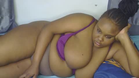 loveytiana online show from April 30, 9:19 pm