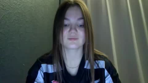 loviesimone online show from December 14, 9:53 pm