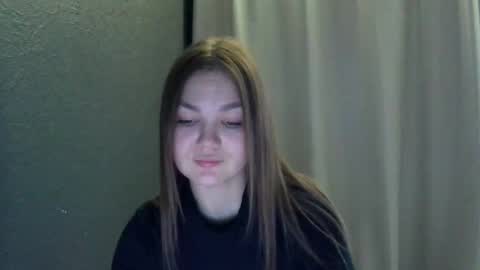 loviesimone online show from October 12, 1:57 pm