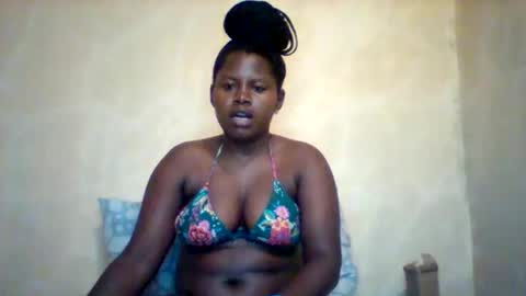loviett online show from May 4, 1:20 am