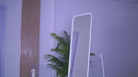 Nora online show from February 1, 4:35 am