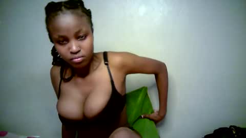 lovly_lastborn online show from March 13, 11:00 am