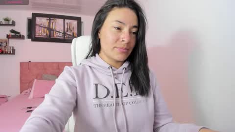 lrousse online show from October 8, 9:52 pm