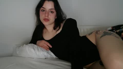 luana online show from December 1, 10:56 pm